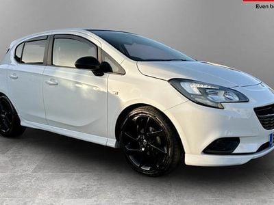 Begagnad Vauxhall Corsa SRi 75 HK (55 kW) 2018 Vit Halvkombi