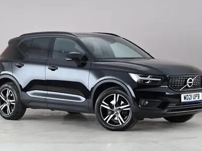 Usado Volvo XC40 R-Design 197 CV (144 kW) 2021 Negro SUV
