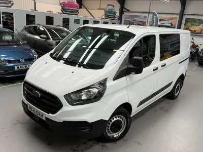 Used Ford Transit Custom 105 HP (77 kW) 2021 White Van