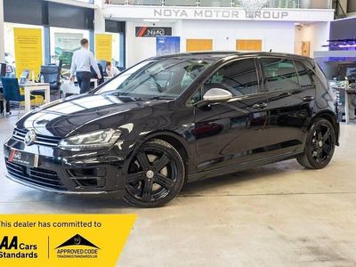 Begagnad VW Golf VII R 2014 Svart Halvkombi