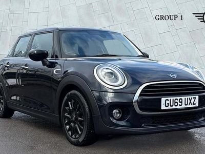 Black Used 2019 Mini Cooper Classic Hatchback | £13,899 (Good price)