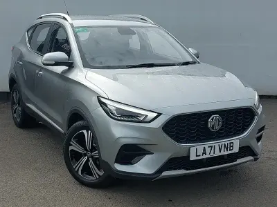 Usado MG ZS Excite 106 HP (77 kW) 2022 Prateado SUV