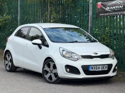 Used Kia Rio 90 HP (66 kW) 2014 White Hatchback