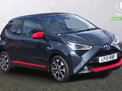 Second-hand Toyota Aygo Trend 72 CP (52 kW) 2021 Gri Hatchback