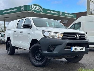 White Used 2019 Toyota HiLux Active Pickup | £12,995 (Fair price)