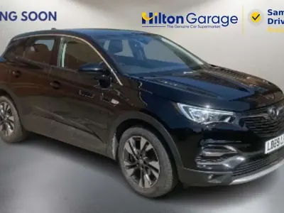 Second-hand Vauxhall Grandland X Sport 130 CP (95 kW) 2019 Negru SUV
