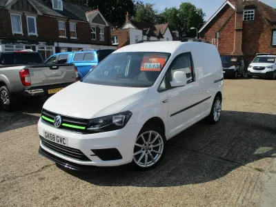 Used VW Caddy Trendline 102 HP (75 kW) 2018 White MPV