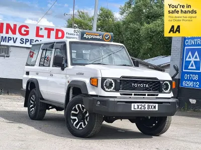 New Toyota Land Cruiser 204 HP (150 kW) 2025 White SUV