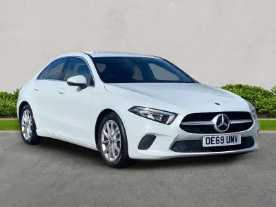 Begagnad Mercedes A200 2019 Vit Sedan