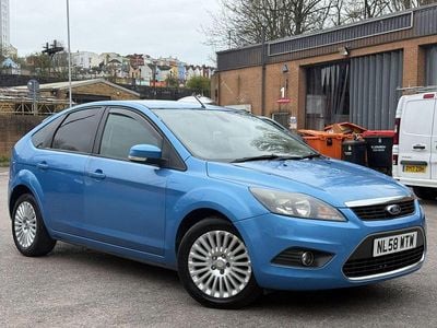 Used Ford Focus Titanium 100 HP (73 kW) 2008 Blue Hatchback