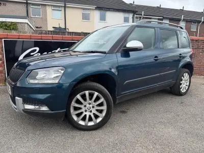 Used Skoda Yeti SE 105 HP (77 kW) 2014 Blue SUV