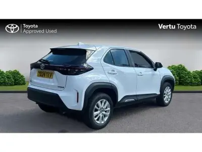 Used Toyota Yaris Cross 116 HP (85 kW) 2024 White SUV
