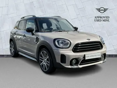 Używany Mini Cooper Countryman Exclusive 134 KM (98 kW) 2023 Szary SUV