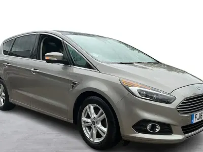 Used Ford S-MAX Titanium 180 HP (132 kW) 2016 Silver MPV