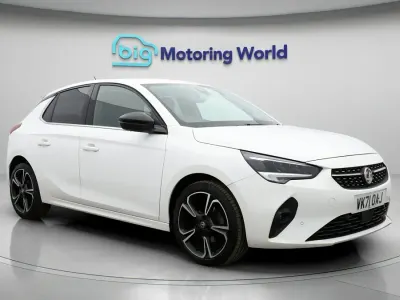 Second-hand Vauxhall Corsa Edition 75 CP (55 kW) 2021 Alb Hatchback