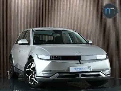 Usado Hyundai Ioniq Premium 167 kW (228 HP) 2022 Dourado Citadino