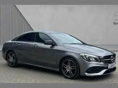 Usado Mercedes CLA220 AMG line 174 HP (127 kW) 2018 Cinzento Sedan