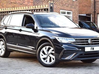 Black Used 2022 VW Tiguan Allspace Life SUV | £16,450 (Fair price)