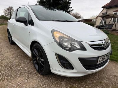 Used Vauxhall Corsa Edition 2013 White Hatchback
