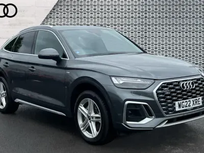 Używany Audi Q5 S-Line 204 KM (150 kW) 2022 Szary SUV