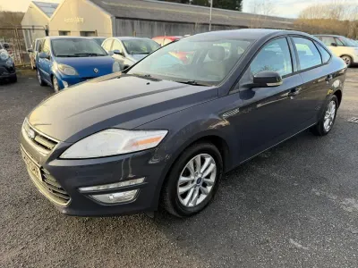 Käytetty Ford Mondeo Zetec 140 HP (102 kW) 2012 Harmaa Viistoperä