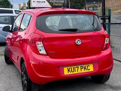 Used Vauxhall Viva 75 HP (55 kW) 2017 Red Hatchback