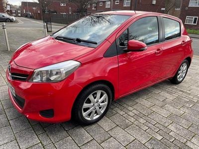 Used Toyota Yaris 2012 Red Hatchback