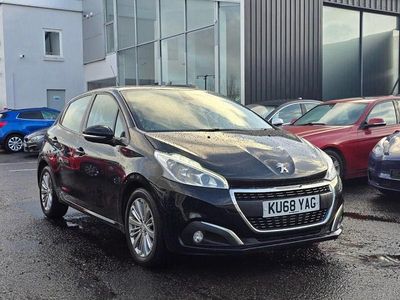 Black Used 2018 Peugeot 208 Signature Sky Hatchback | £5,250 (Fair price)
