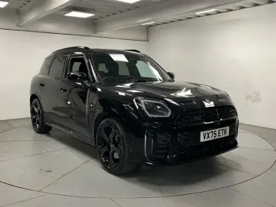 Usado Mini Countryman 215 CV (158 kW) 2025 Negro SUV