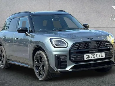 Used Mini Countryman 215 HP (158 kW) 2025 Green SUV