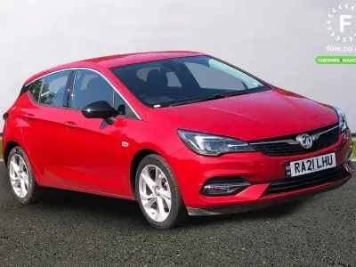 Used Vauxhall Astra SRi 145 HP (106 kW) 2021 Red Hatchback