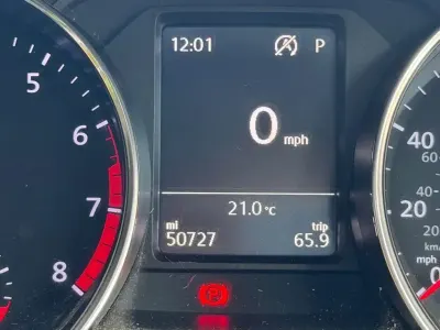 Used VW Polo Edition 90 HP (66 kW) 2017 Silver Hatchback