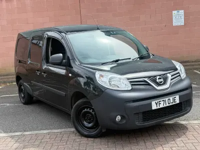 Used Nissan NV250 Acenta 95 HP (69 kW) 2021 Black Van