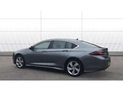 Begagnad Vauxhall Insignia SRi 170 HK (125 kW) 2018 Grå Halvkombi