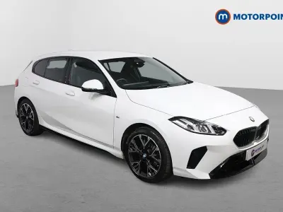 Second-hand BMW 120 M Sport 156 CP (114 kW) 2025 Alb Hatchback