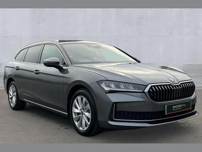 Used Skoda Superb SE Technology 200 HP (147 kW) 2025 Grey Estate