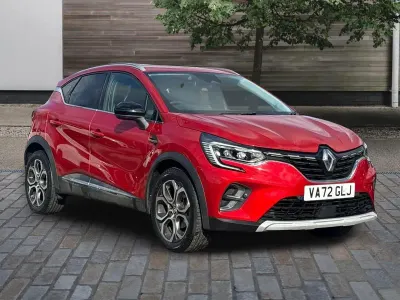 Używany Renault Captur Techno 91 KM (66 kW) 2023 Czerwony SUV
