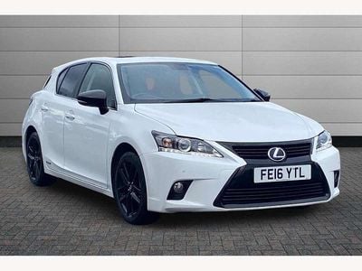 Lexus CT200h