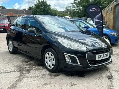 Used Peugeot 308 Access 92 HP (67 kW) 2013 Black Hatchback