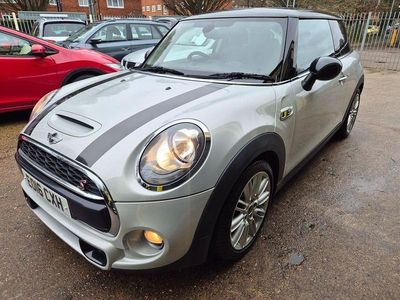 Usado Mini Cooper S Hatch 2016 Prateado Citadino