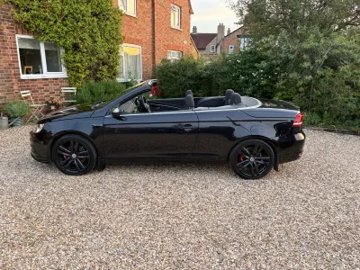 Used VW Eos Sportline 140 HP (102 kW) 2013 Black Cabriolet