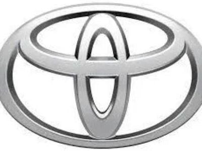 Used Toyota Yaris Hybrid 101 HP (74 kW) 2016