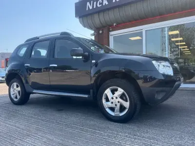Used Dacia Duster Lauréate 110 HP (80 kW) 2014 Blue SUV