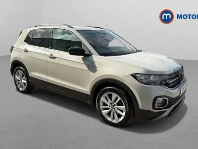 Begagnad VW T-Cross Active 110 HK (80 kW) 2021 Grå SUV