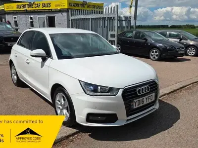 Used Audi A1 Comfort 2016 White Hatchback
