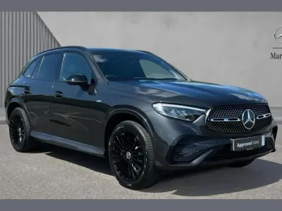 Usado Mercedes GLC300e Urban 313 HP (230 kW) 2025 Cinzento SUV