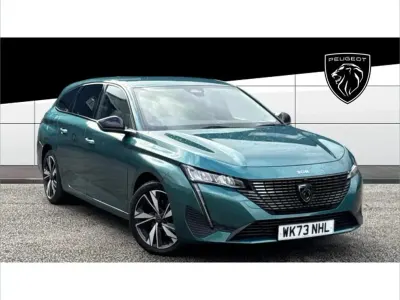 Used Peugeot 308 Allure 128 HP (94 kW) 2023 Blue Estate