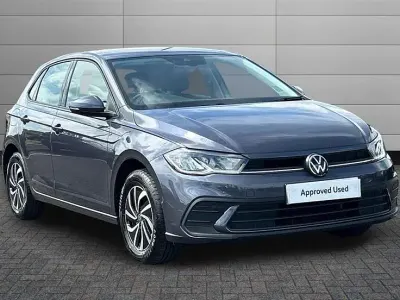 Used VW Polo Life 80 HP (58 kW) 2023 Grey Hatchback