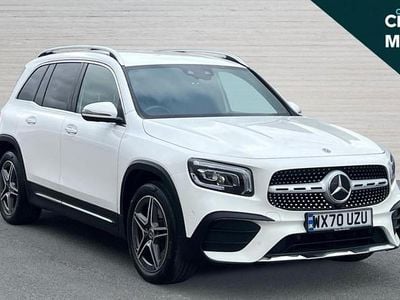 Mercedes GLB220
