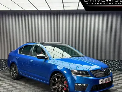 Używany Skoda Octavia vRS 184 KM (135 kW) 2015 Niebieski Kombi